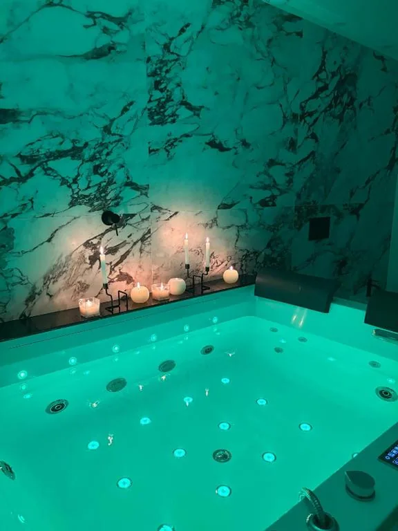 One-Bedroom House — BEDBLUESKY-Sparklingsuite in the center of Dolceacqua