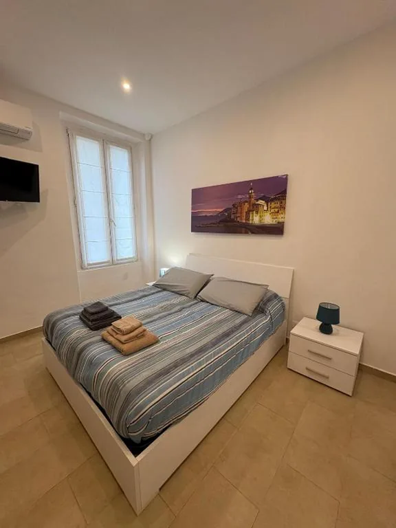 Casa con 1 Camera da Letto — Casa Alimonda