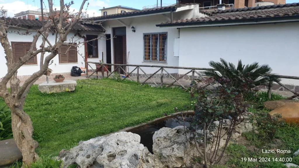 Casa con 1 Camera da Letto — Casetta delle fiabe