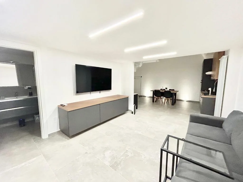 1-Bedroom House — Élite – UN LETTO IDEALE
