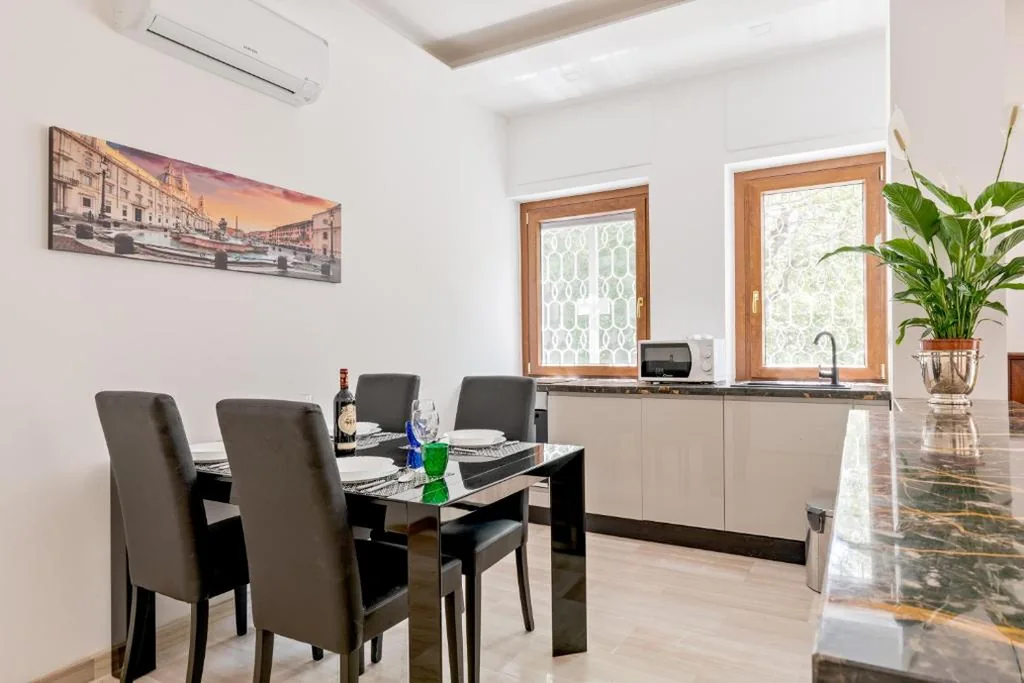 One-Bedroom House — First Class Rome Apartments