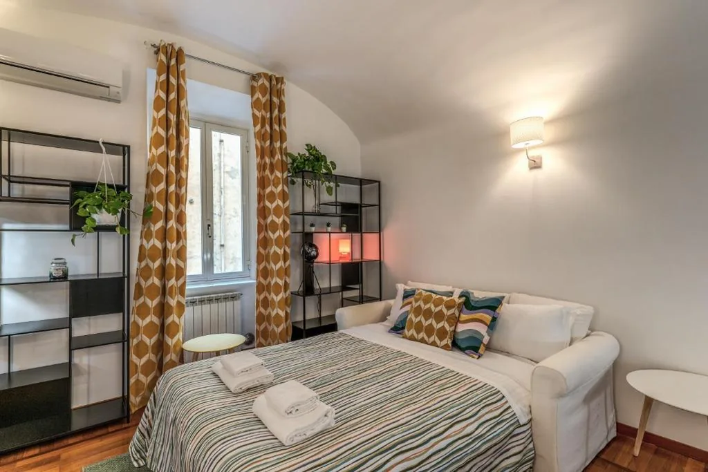 One-Bedroom House — Fresh House Sapienza
