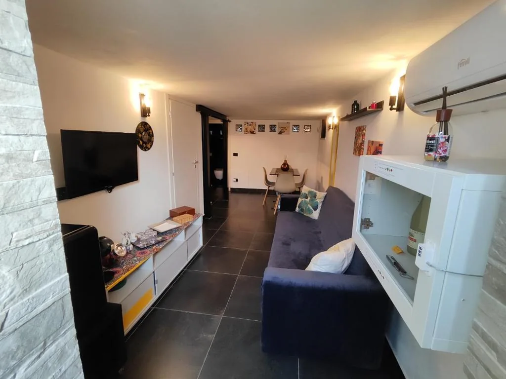Casa con 1 Camera da Letto — Il quattro e l’otto