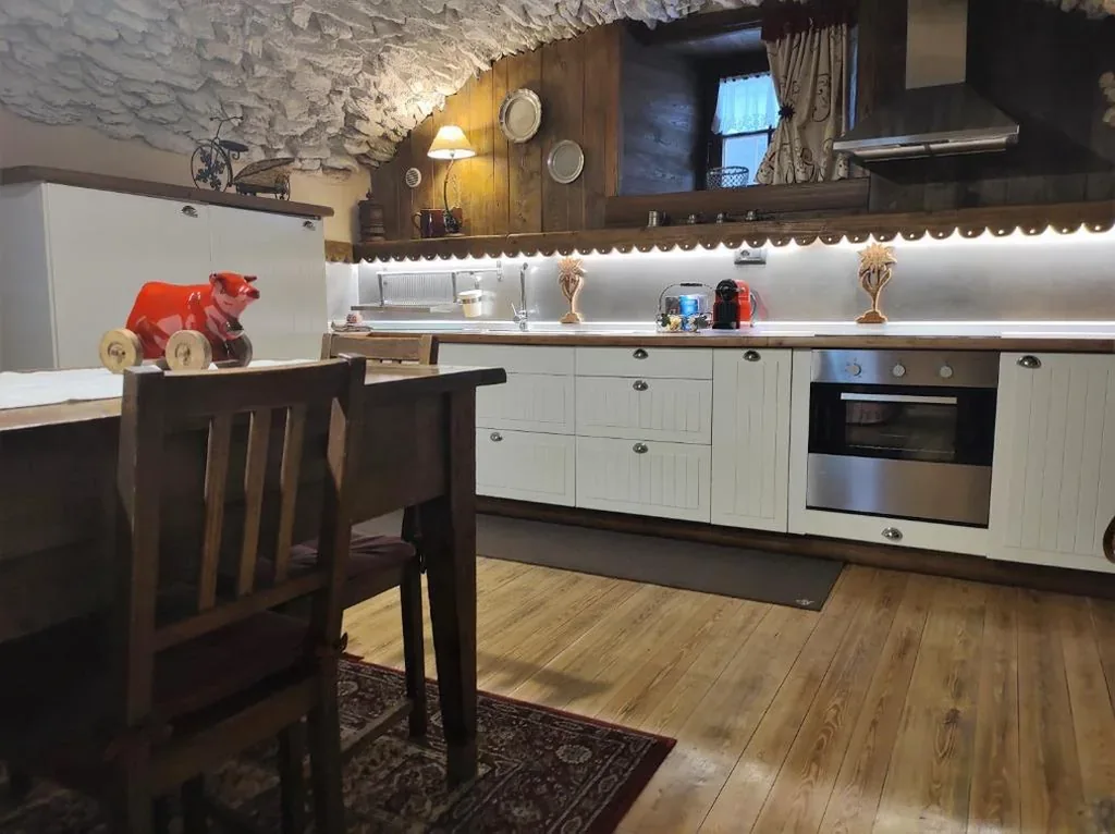 Casa con 1 Camera da Letto — Le Petit Château de Vetan CIR 0023