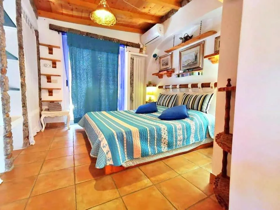 Casa con 1 Camera da Letto — MOONIC83 Spiaggia Privata