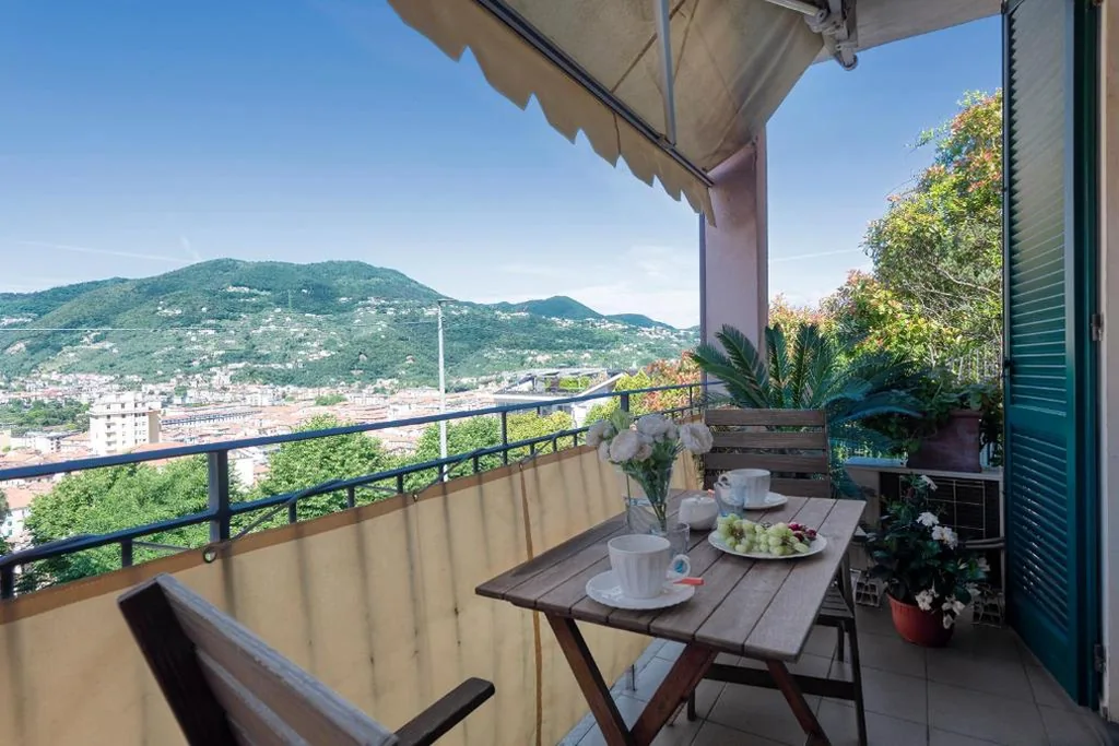 Casa con 1 Camera da Letto — ☆ Smart and relax flat ☆ TIZIANA’ S HOLIDAY HOUSE – HOMY 5 TERRE