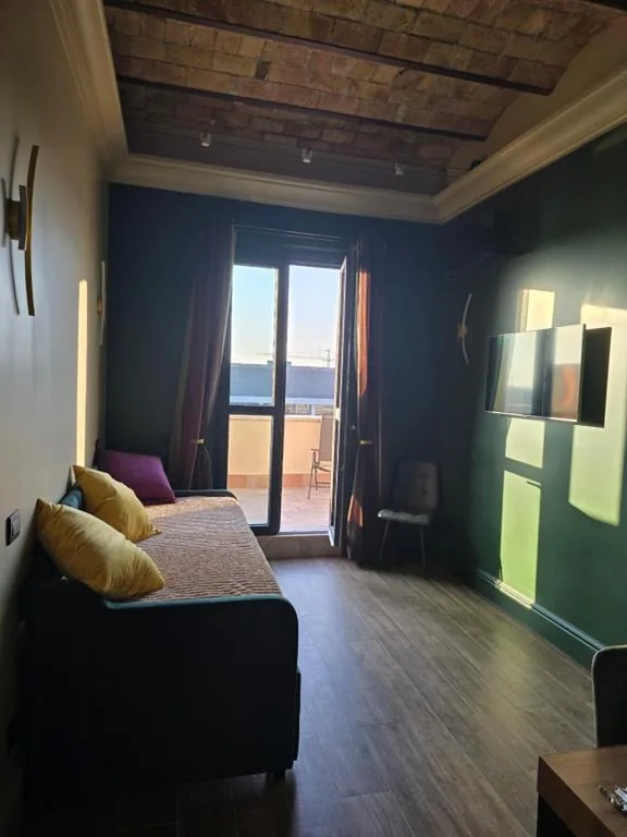 One-Bedroom House — Train Station