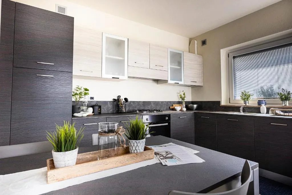 House with 2 Bedrooms — A&G Apartment Aosta – Elegante Casa 100 mq su due piani con Wi-Fi-giardino-parcheggio