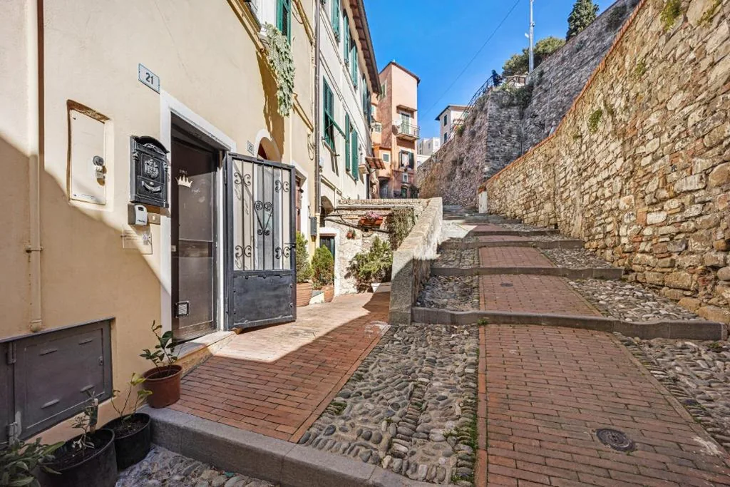 Casa con 2 Camere da Letto — Domus Regina Elena