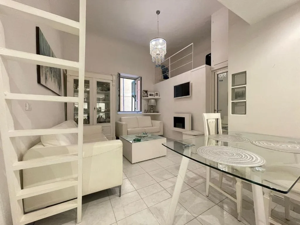 Two-Bedroom House — Ilia