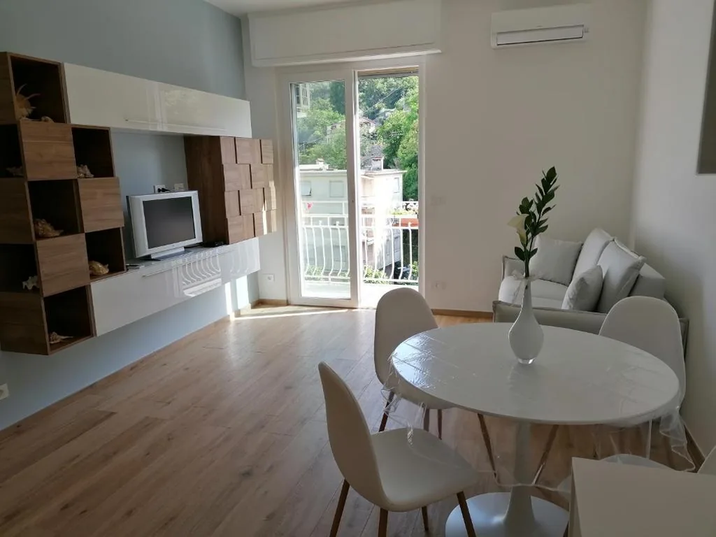 Casa con 2 Camere da Letto — La conchiglia, air conditioning and parking