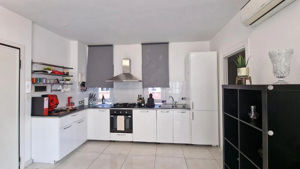 Casa con 2 Camere da Letto — LG colosseum Rome apartment