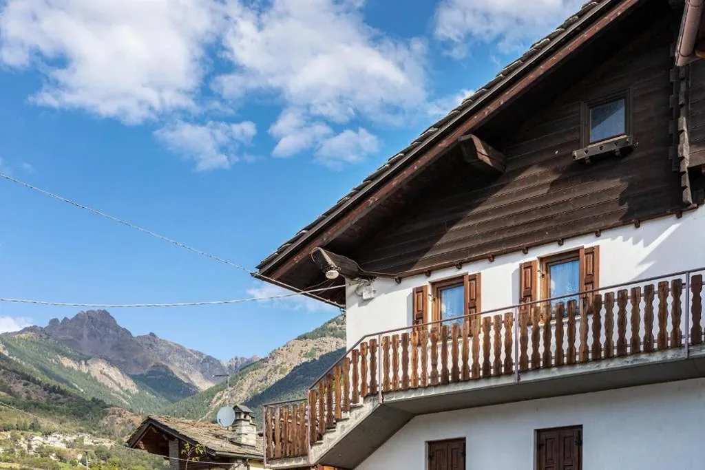 House with 2 Bedrooms — Lo Sondzo