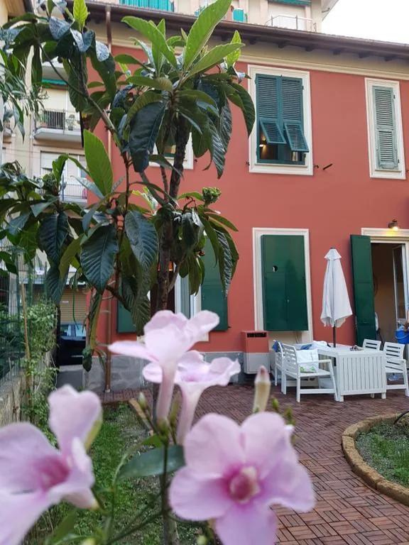 Two-Bedroom House — Villetta Volta