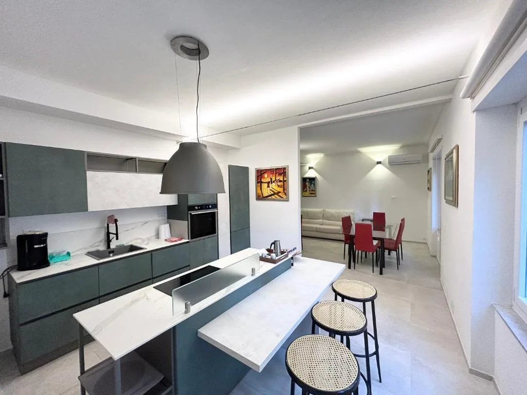 Casa con 3 Camere da Letto — Casa MEC Imperia