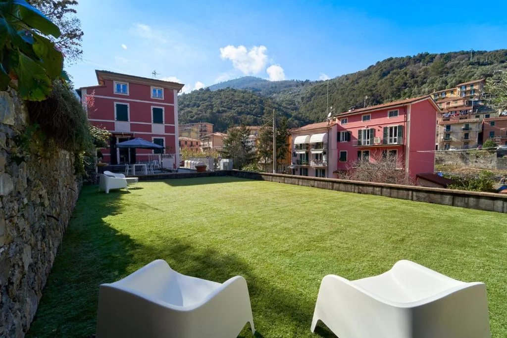 Casa con 4 camere da letto — LA POMELLA