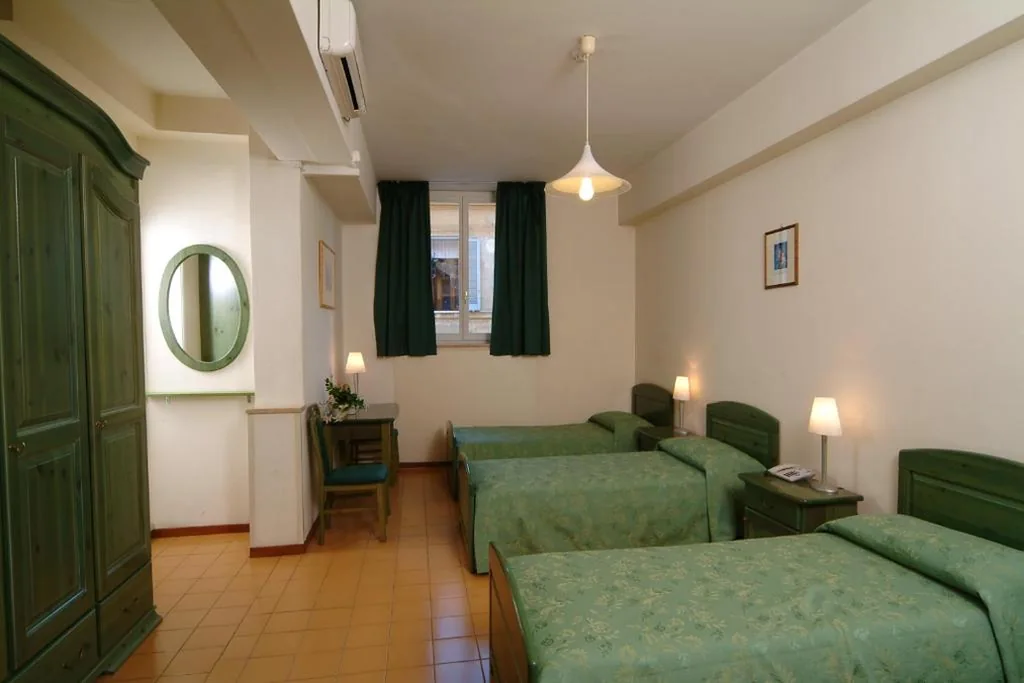 Casa Di Santa Francesca Romana a Ponte Rotto