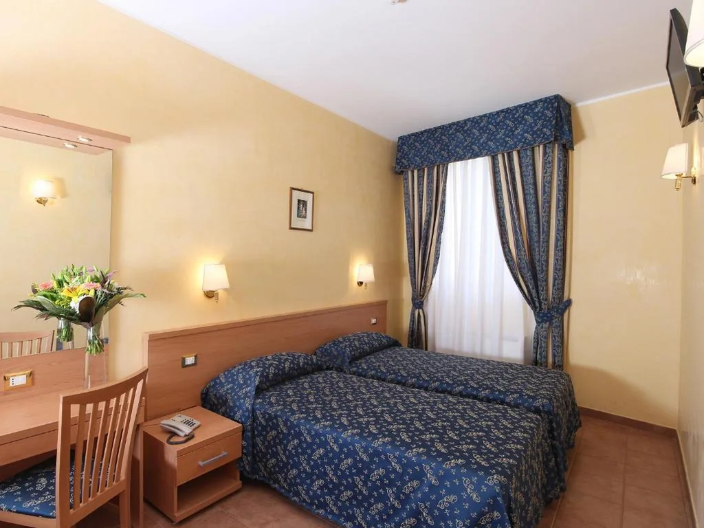 Casa Di Santa Francesca Romana a Ponte Rotto — foto 7