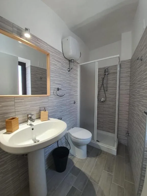 CASA DINA – Fondi Vertice Rooms — foto 7