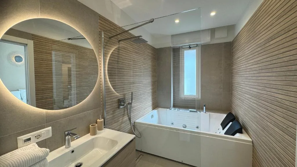 Casa Febo nel centro di Bordighera, guest house con parcheggio privato