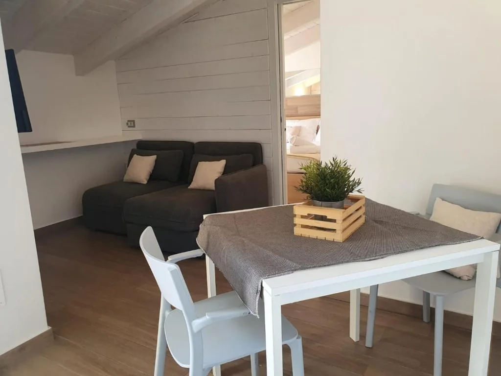 CASA MALUDA – Fondi Vertice Rooms — foto 4