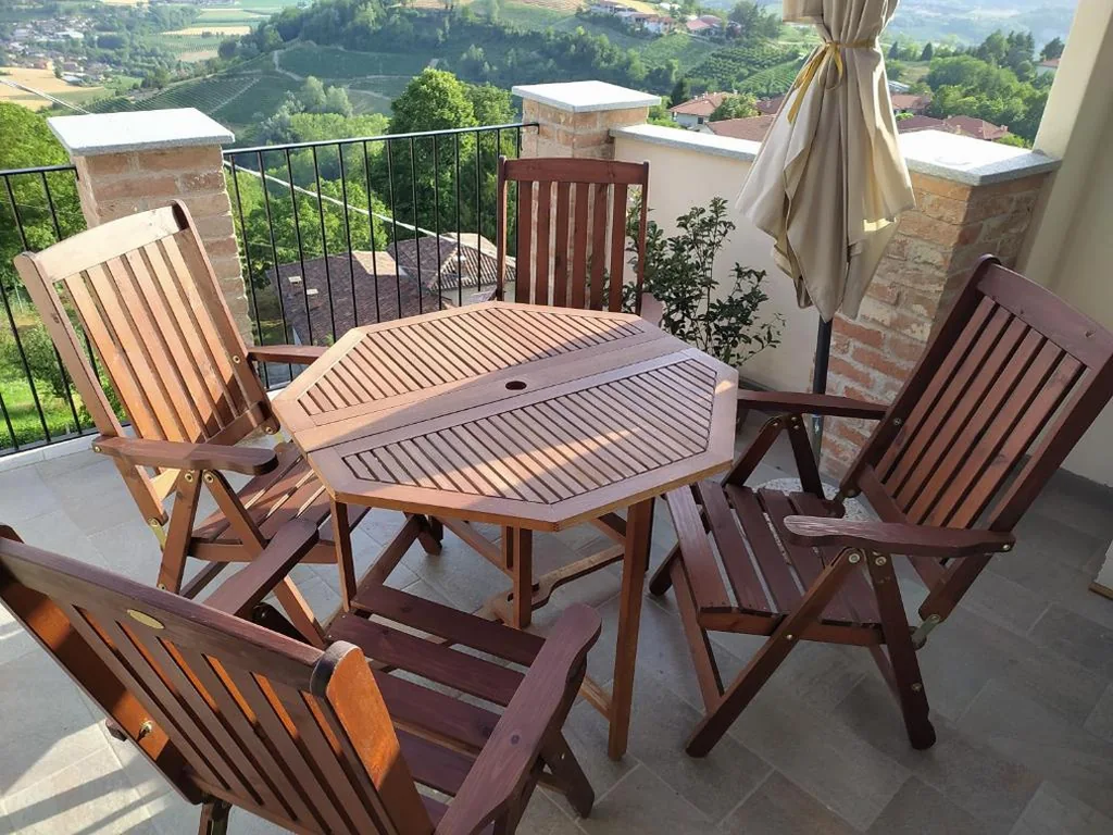 Casa Mantel Panoramic view in Langhe