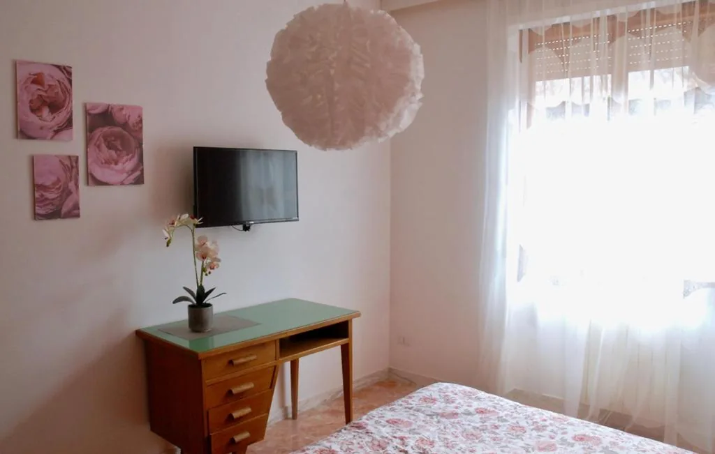 CASA PAOLINA NEL CENTRO DI BRACCIANO — foto 4
