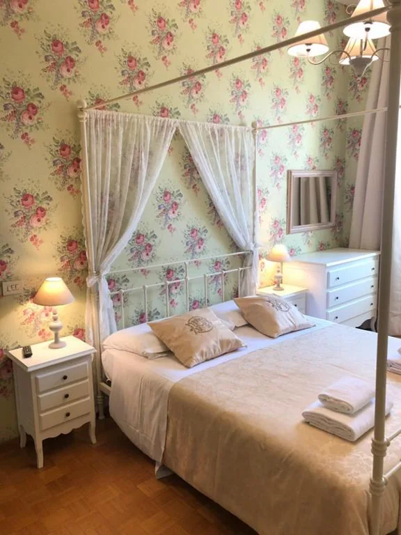 Casa Vacanze — Art Atelier San Pietro
