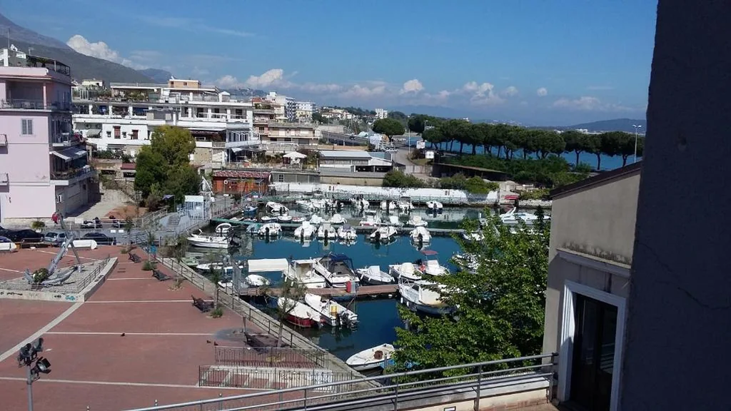 Casa Vacanze — Casa Vacanze Torre di Mola
