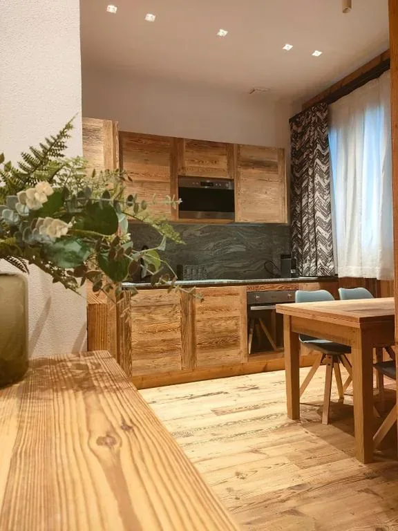 Casa Vacanze — Fior di Roccia Apartments- in centro Cervinia, sauna privata, Matterhorn dream
