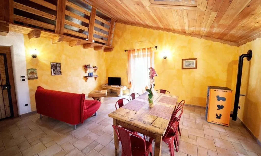 Holiday Home — maison povil
