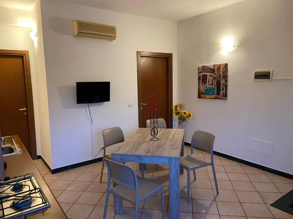 Holiday Home — Right Bank House