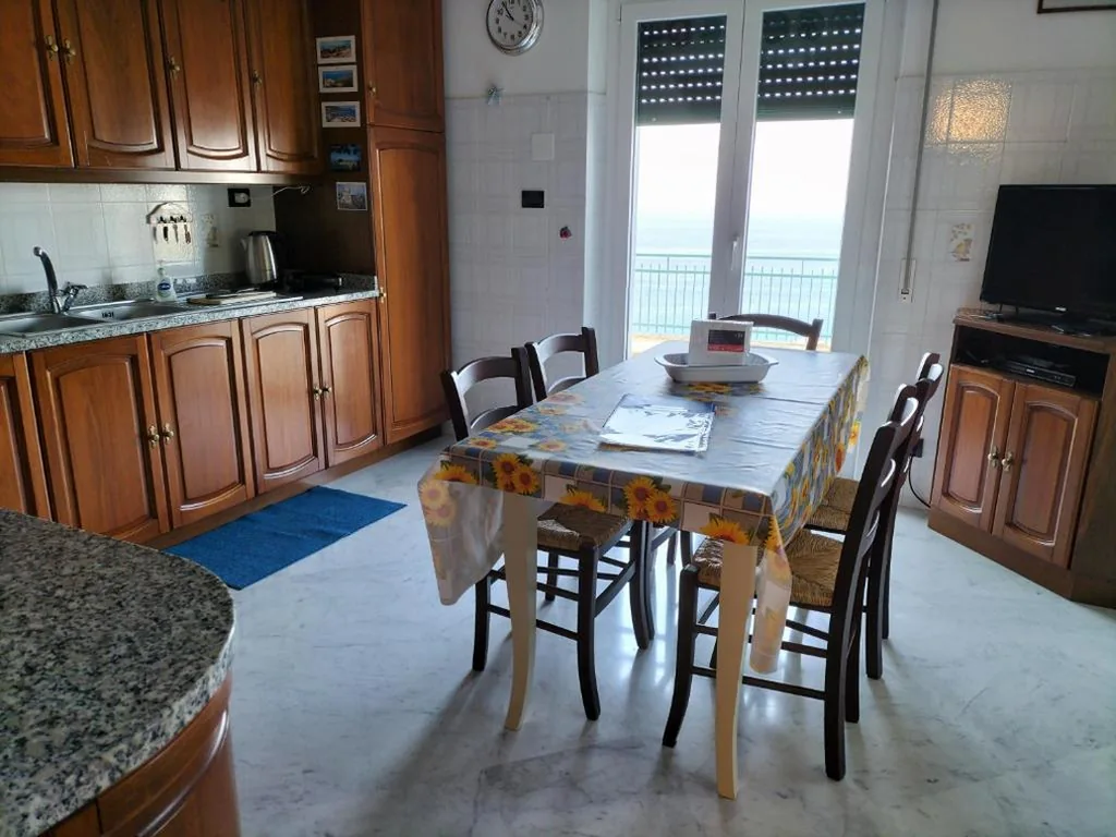 Casa Vacanze — Sarina House Ocean View