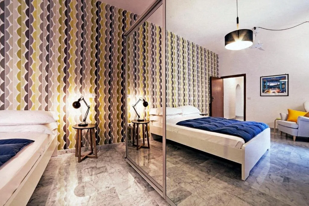 Casa Vacanze — TrastevereHome – Elegant Stay near Villa Farnesina