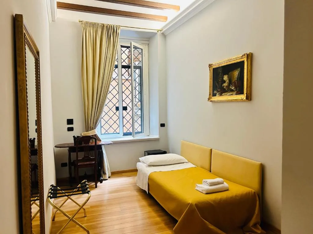 Cenci Bed & Breakfast Fontana di Trevi — foto 4