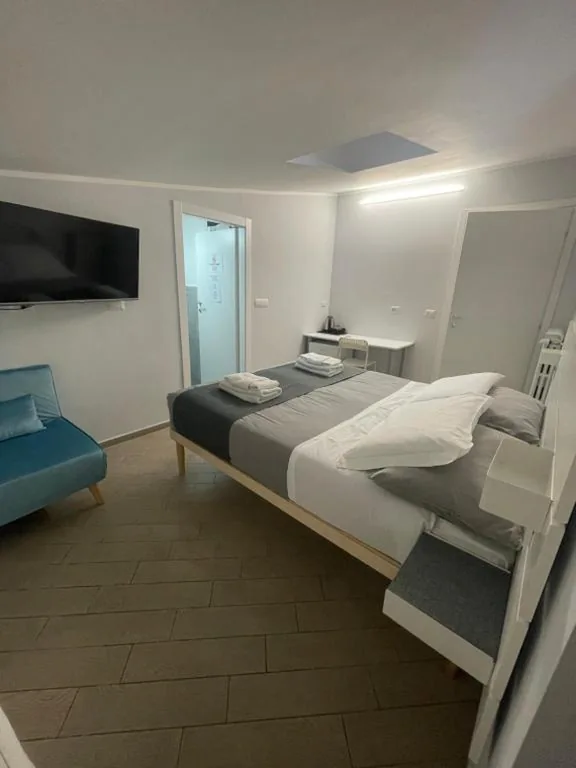 Central Suite 57