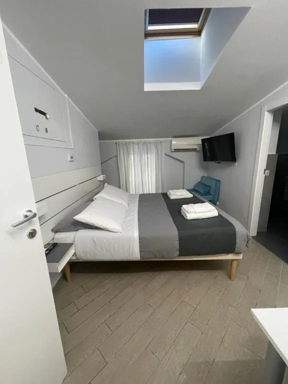 Central Suite 57