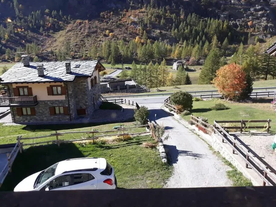 Chalet a due passi piste da sci — foto 7