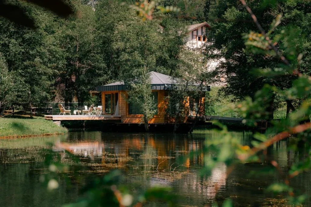 Chalet - Annex — Au Charmant Petit Lac – Ecohotel Parc & Spa