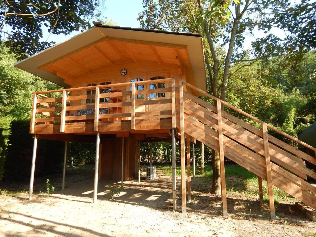 Chalet con 1 Camera da Letto — Albavillage Rooms & Camping