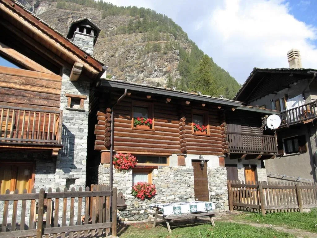 Chalet con 2 Camere da Letto — Miramonti