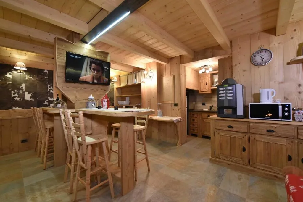Chalet — Il Cuore Del Cervino