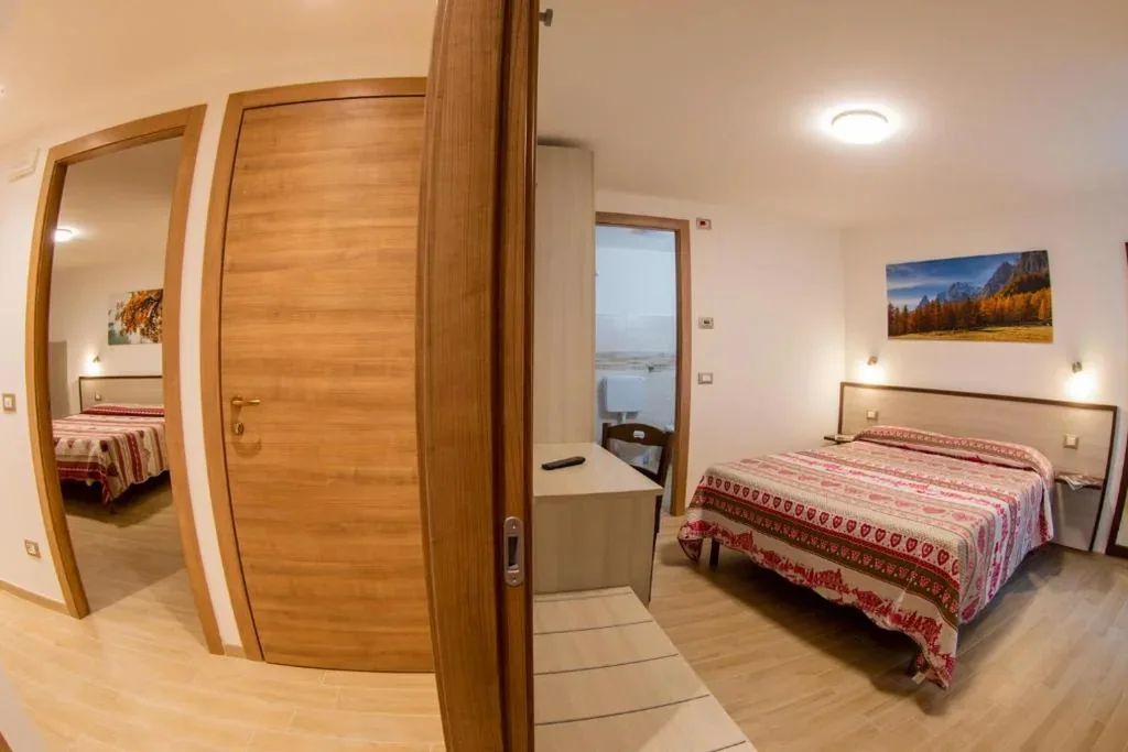 Chambres d’hôtel à Rosy — foto 5