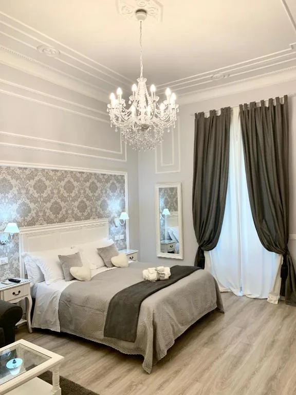 Charme & Chic Prestige