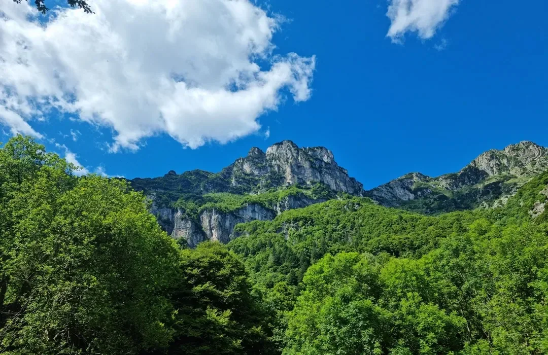 Chiusa di Pesio alle porte del Parco Naturale del Marguareis, nelle Alpi Marittime