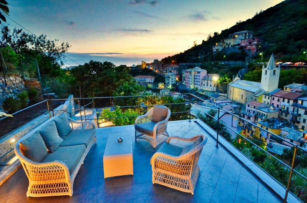 Cinqueterre Residence a Riomaggiore, aparthotel con terrazze panoramiche