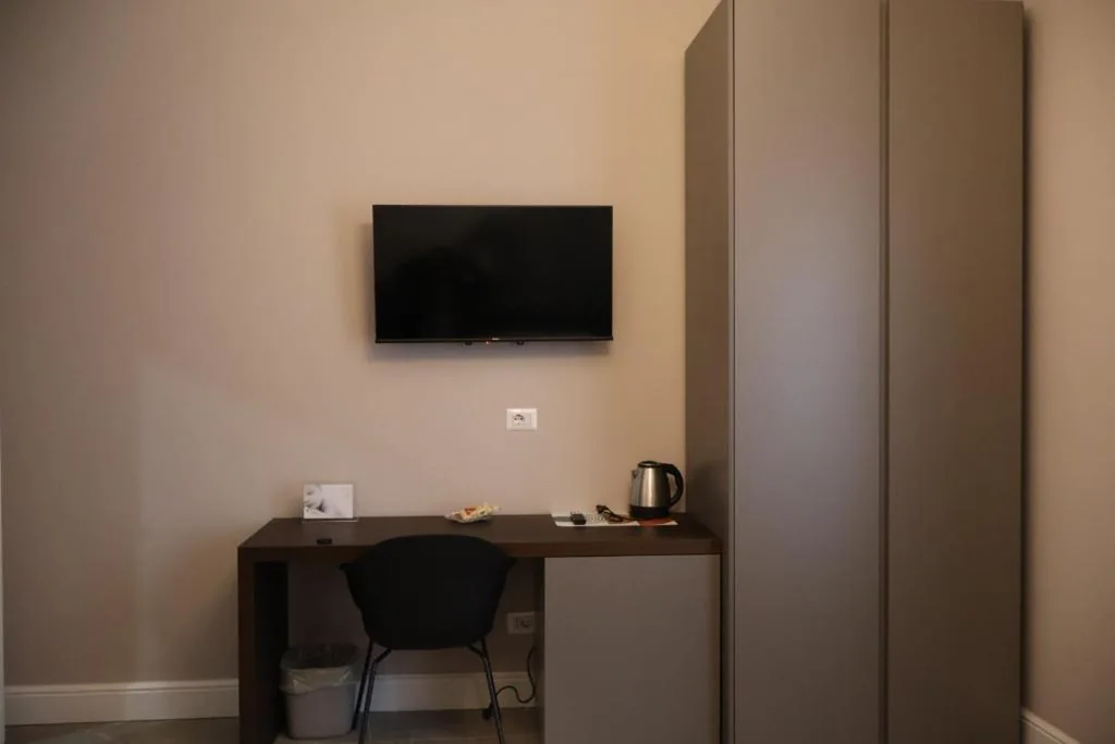 COLOSS IMPERIAL SUITE Guest House — foto 4