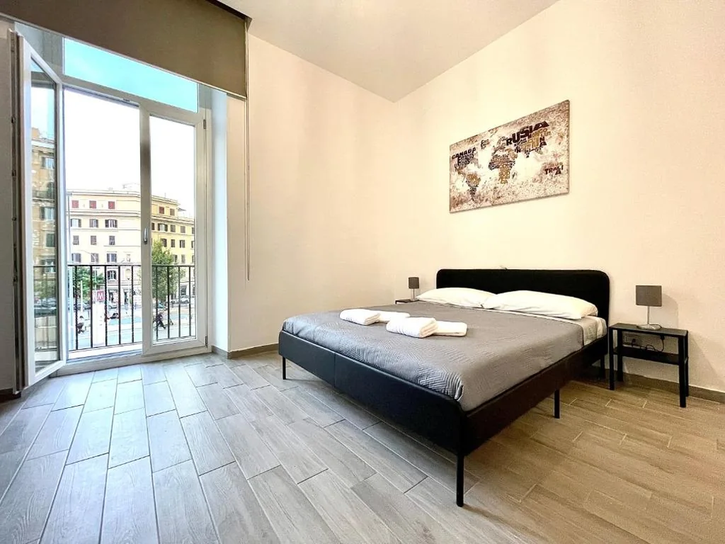 Colosseum Guest House
