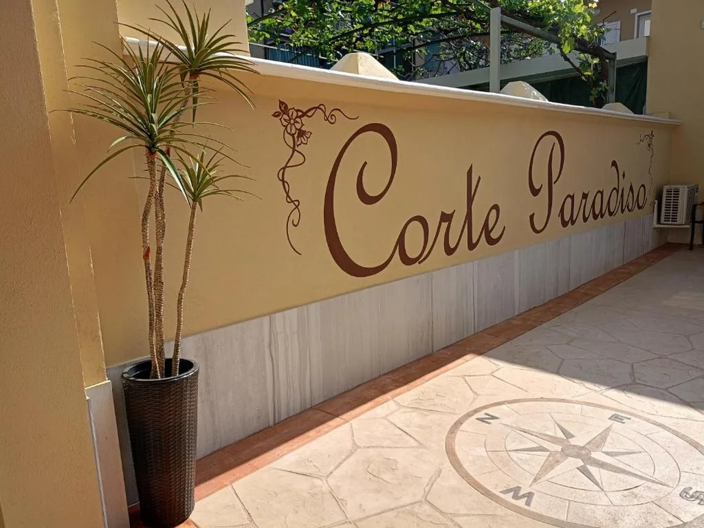 Corte Paradiso