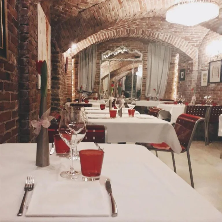 Cortiletto d’Alba camere con ristorante — foto 4